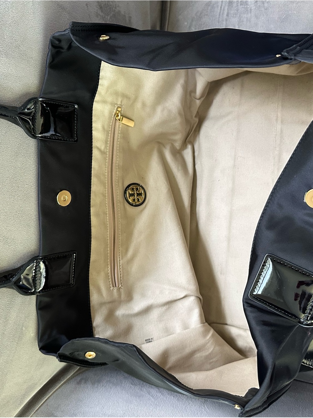 Tory Burch Black Nylon Tote with Patent Logo Trim - Picture 4 of 4